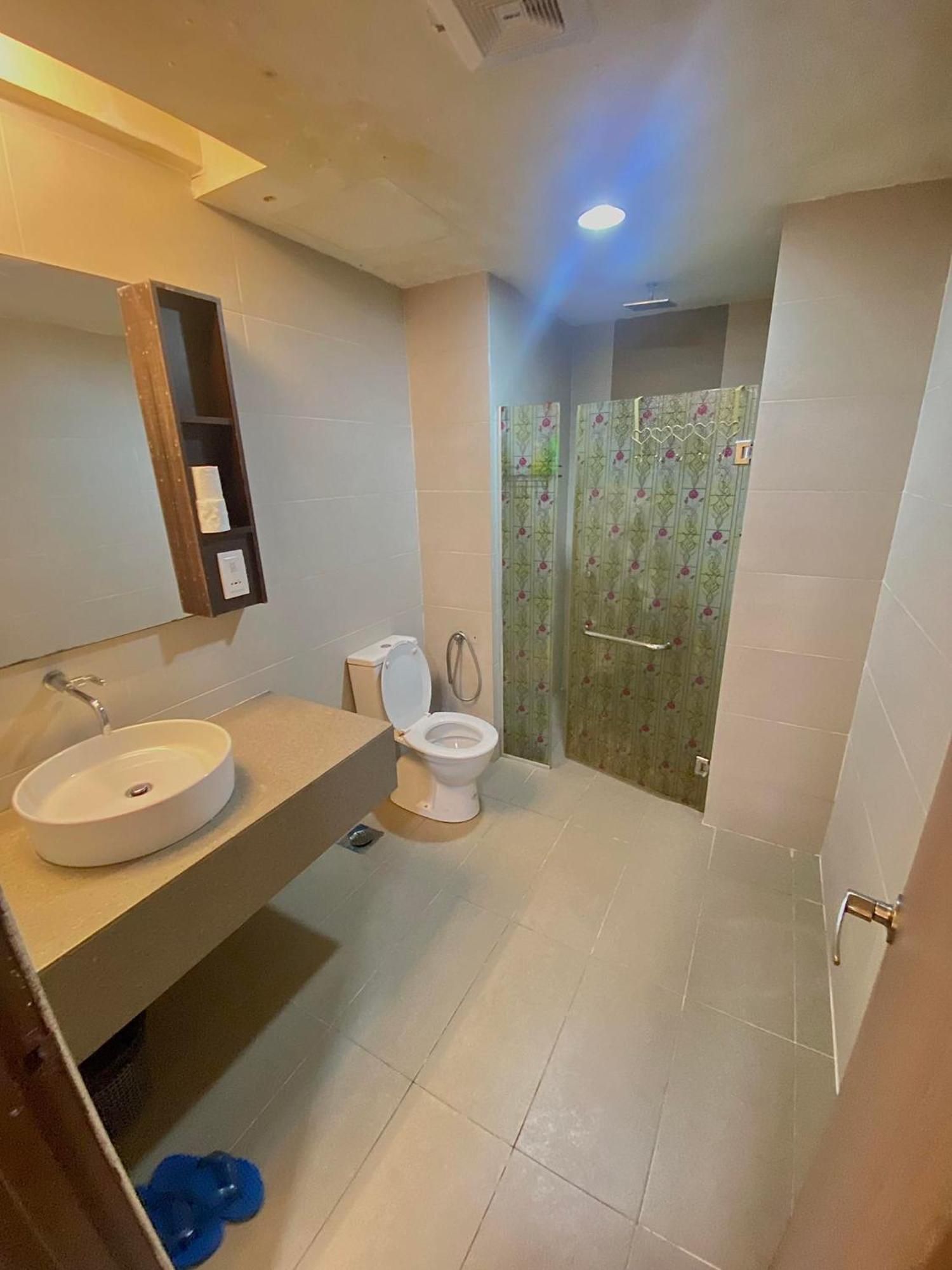 Ain Studio Apartment Кота Бару Екстериор снимка