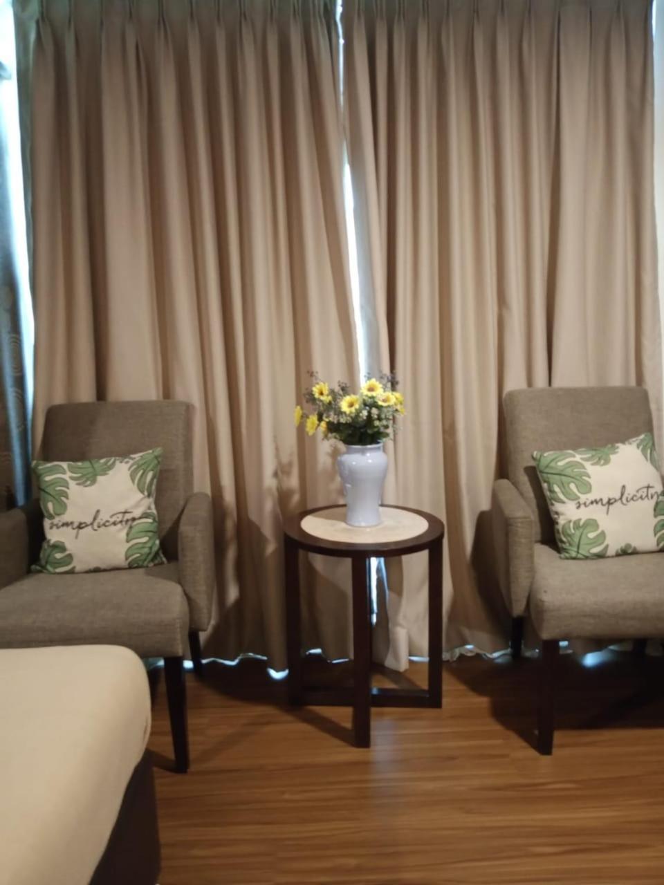 Ain Studio Apartment Кота Бару Стая снимка